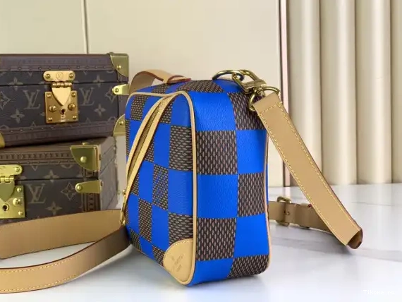 Affordable VUITTON Messenger-24*24*8CM LOUIS Chess 0509